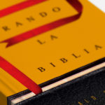 Photo of RESEÑA: ORANDO LA BIBLIA