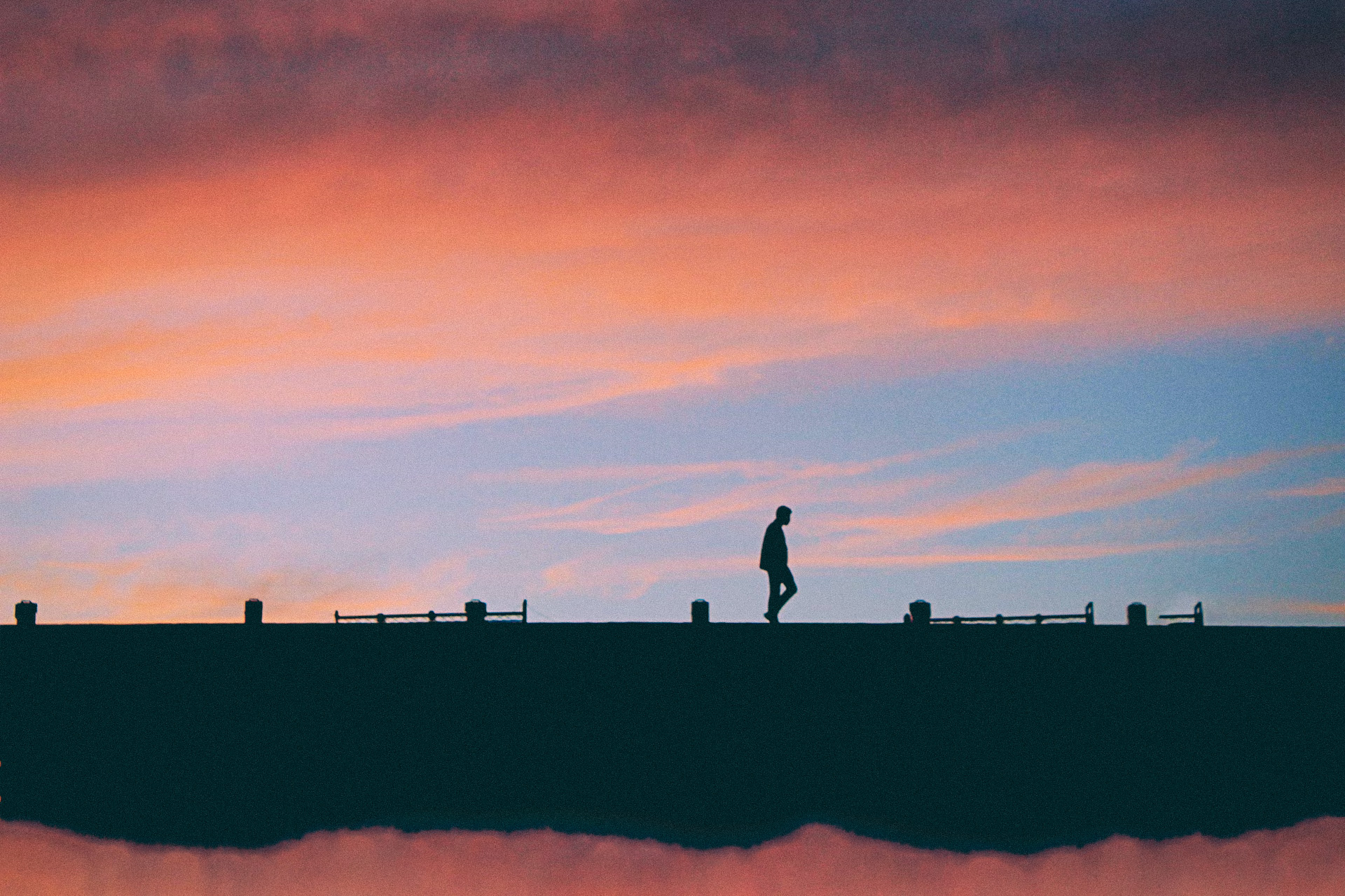 Jesús Resucitó De Madrugada